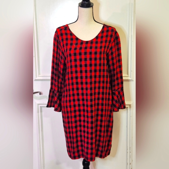 Cloth & Stone Red and Black Buffalo Plaid Flutter Sleeve Dress,Large - Picture 7 of 16
